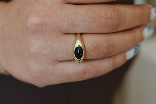 Onyx Jewelry: A Blend of History, Symbolism and Style